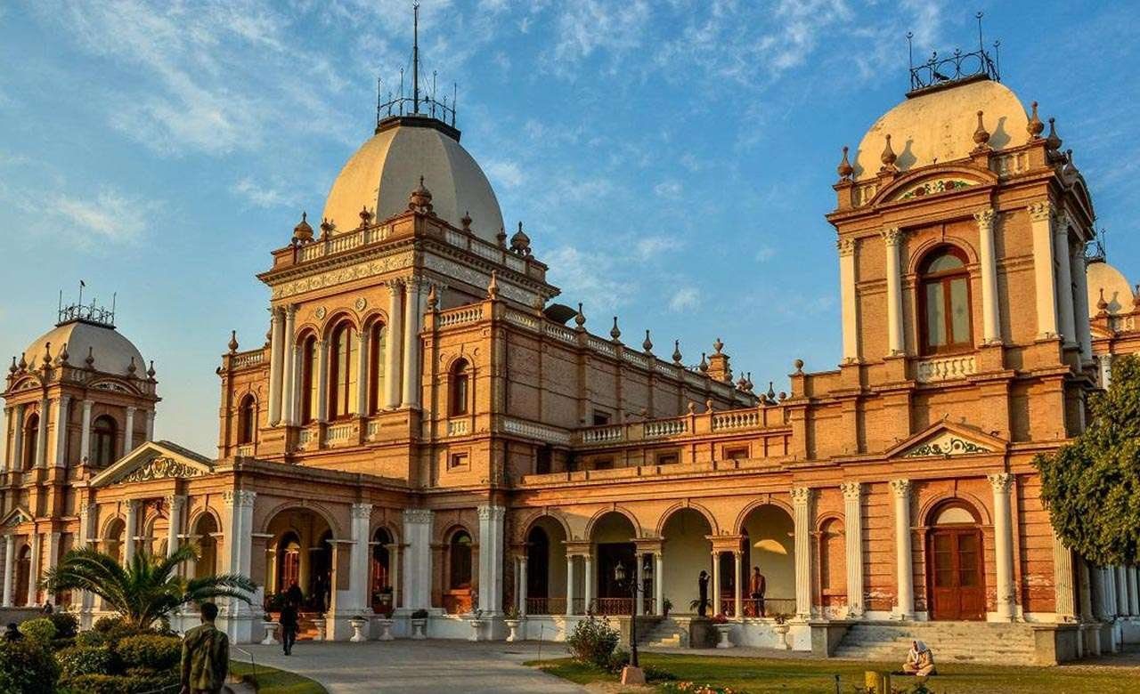 Noor Mahal Daytime