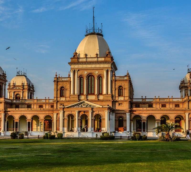Top 10 Places to Visit in Bahawalpur